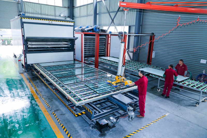 偉豪防火玻璃1號2號生產(chǎn)線